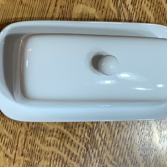 CORDIN BLEU White Ceramic Butter Dish - Picture 8 of 8